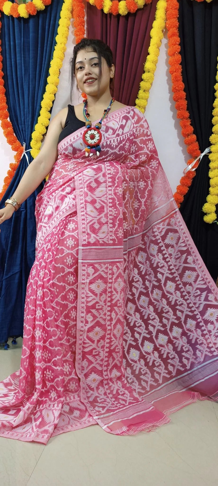 Women's Soft Dhakai Jamdani Saree