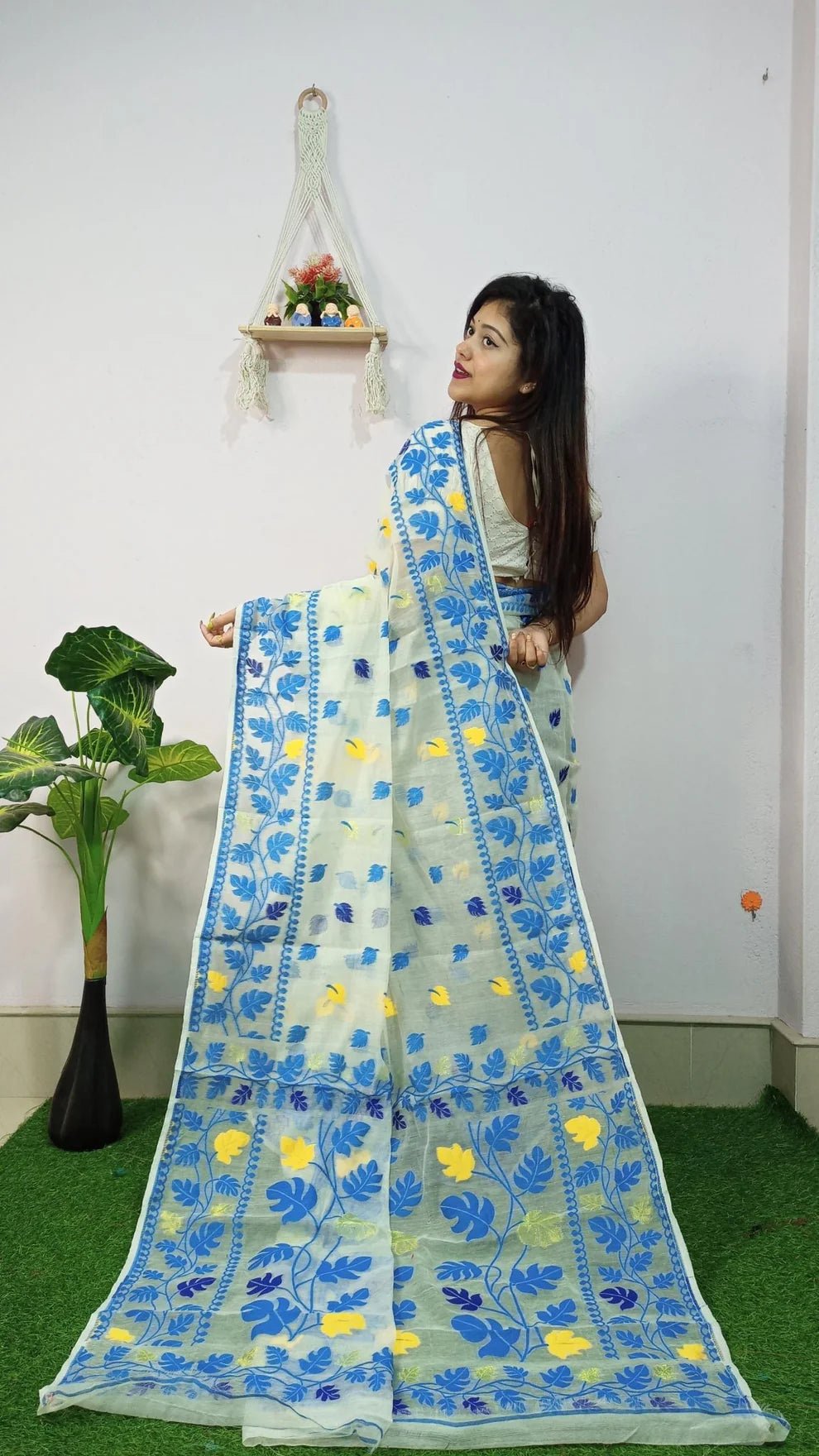 Woven Design Cotton Silk Dhakai Jamdani Saree