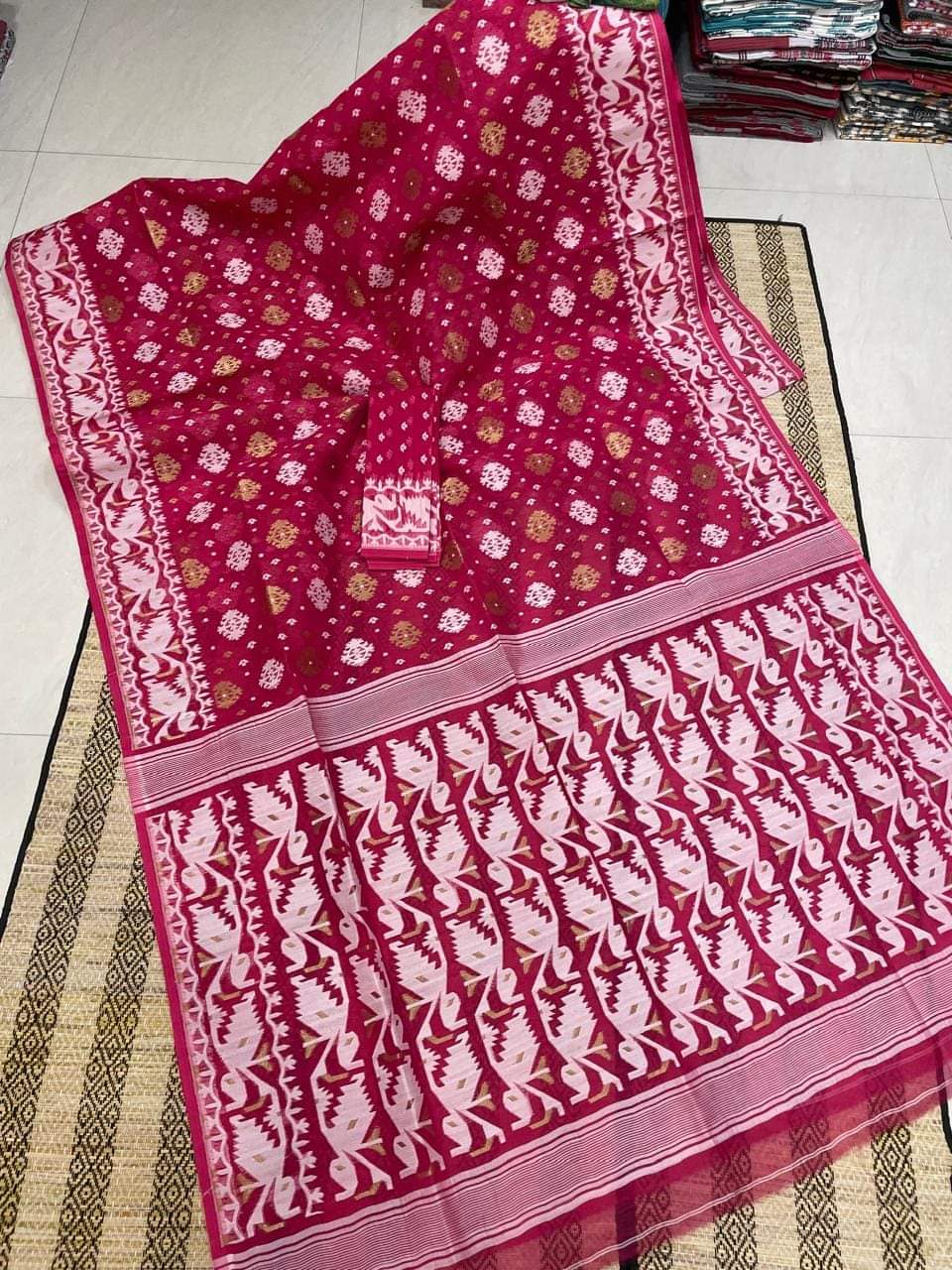 Woven Design Dhakai Jamdani Saree