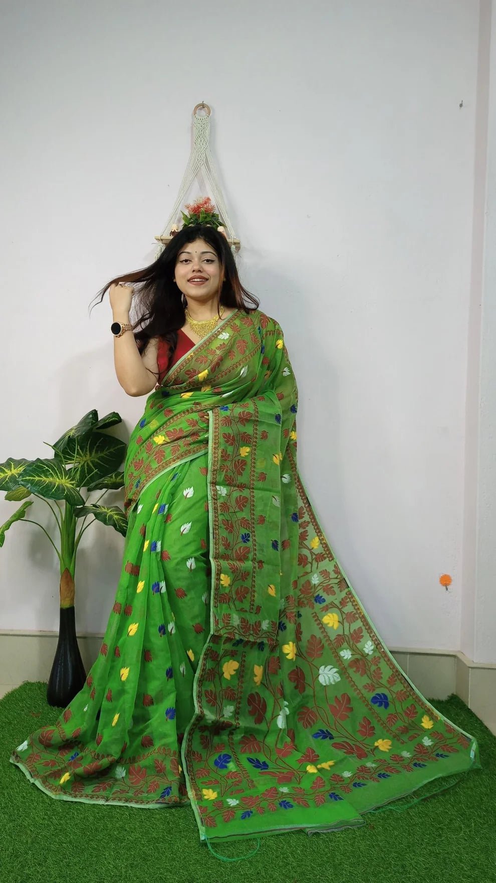 Woven Design Dhakai Jamdani Saree Cotton Silk Color Green